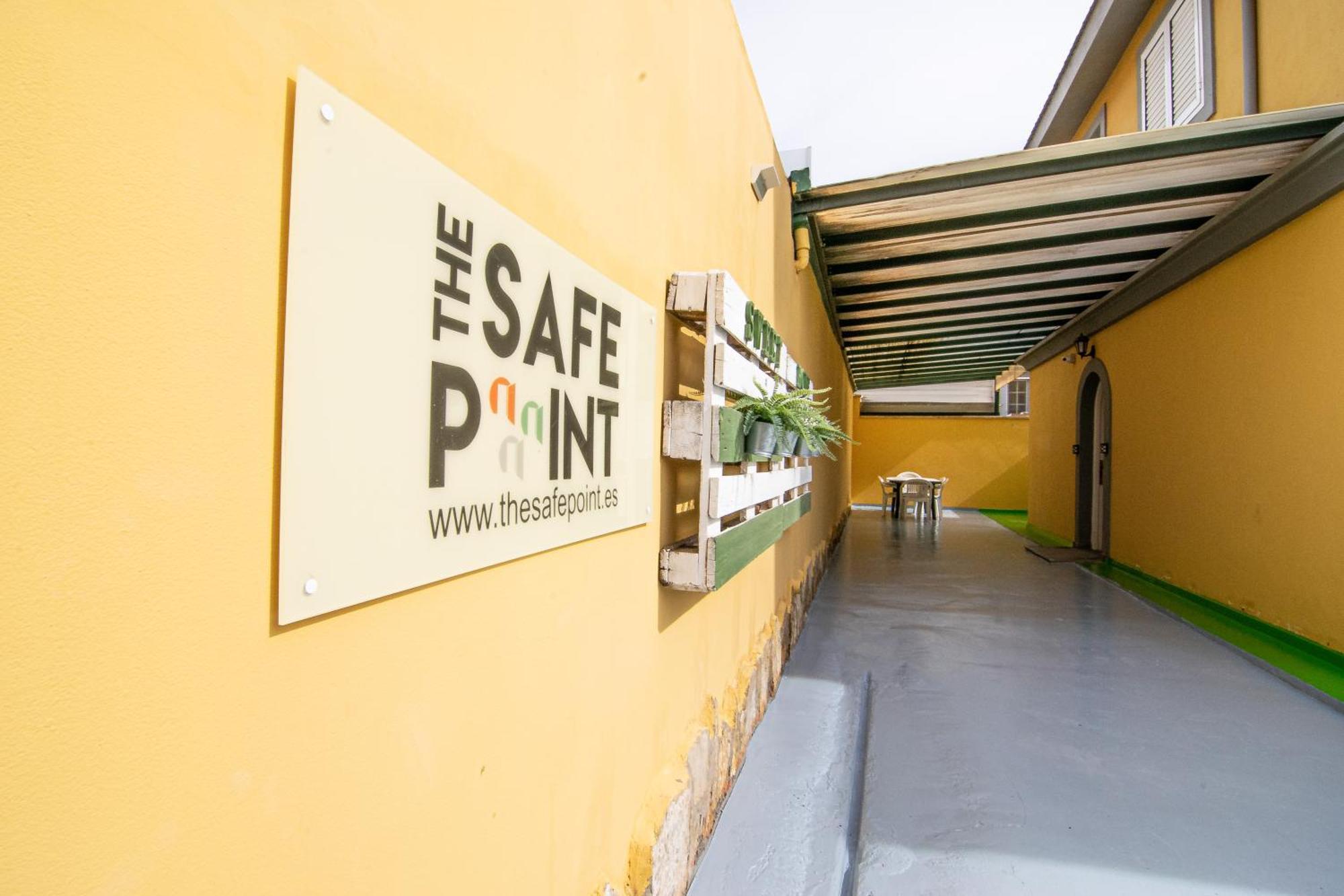 The Safe Point Residential Castillo Castillo del Romeral Luaran gambar